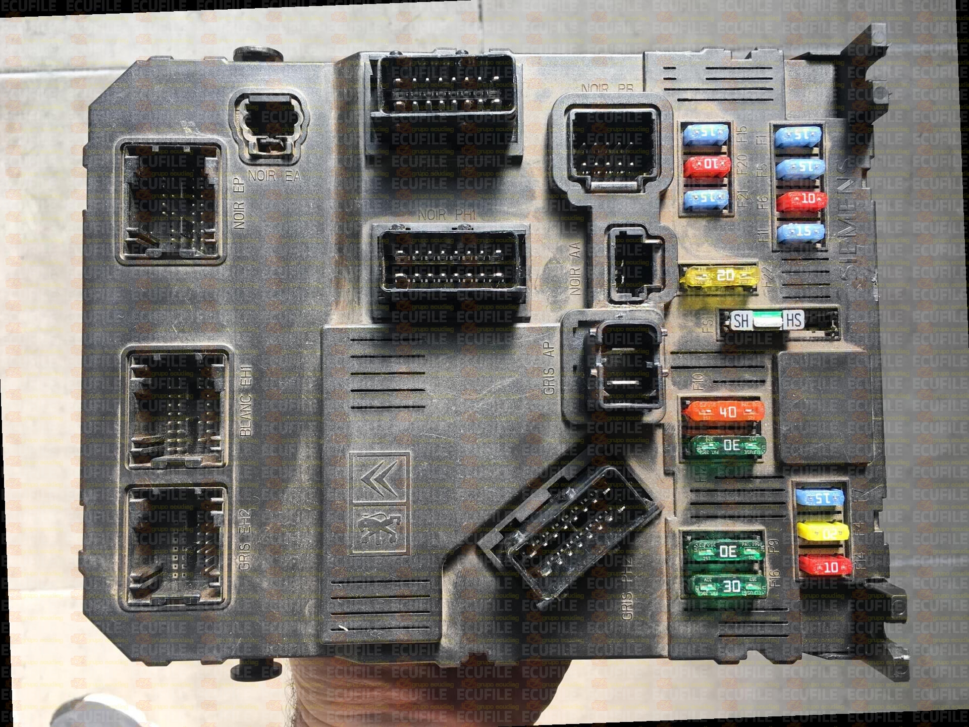 SIEMENS BSI E01-00 S118085320E CITROEN BERLINGO II PEUGEOT PARTNER 9653667580 HG 1415