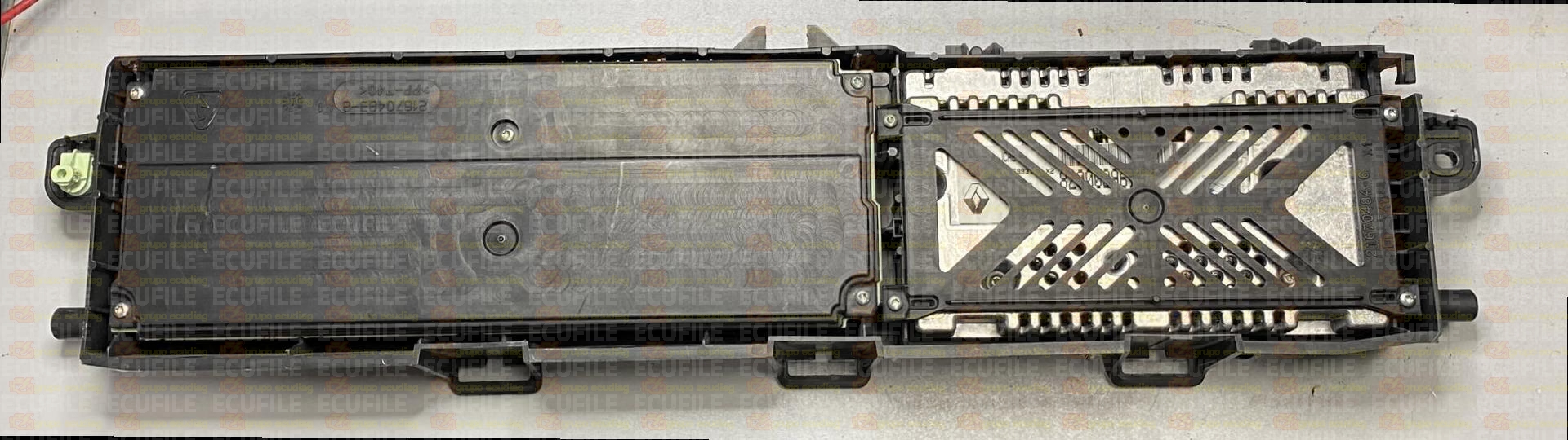 JOHNSON CONTROLS 21676136-2 RENAULT SCENIC II J84 HG P8200353674A V5.0B