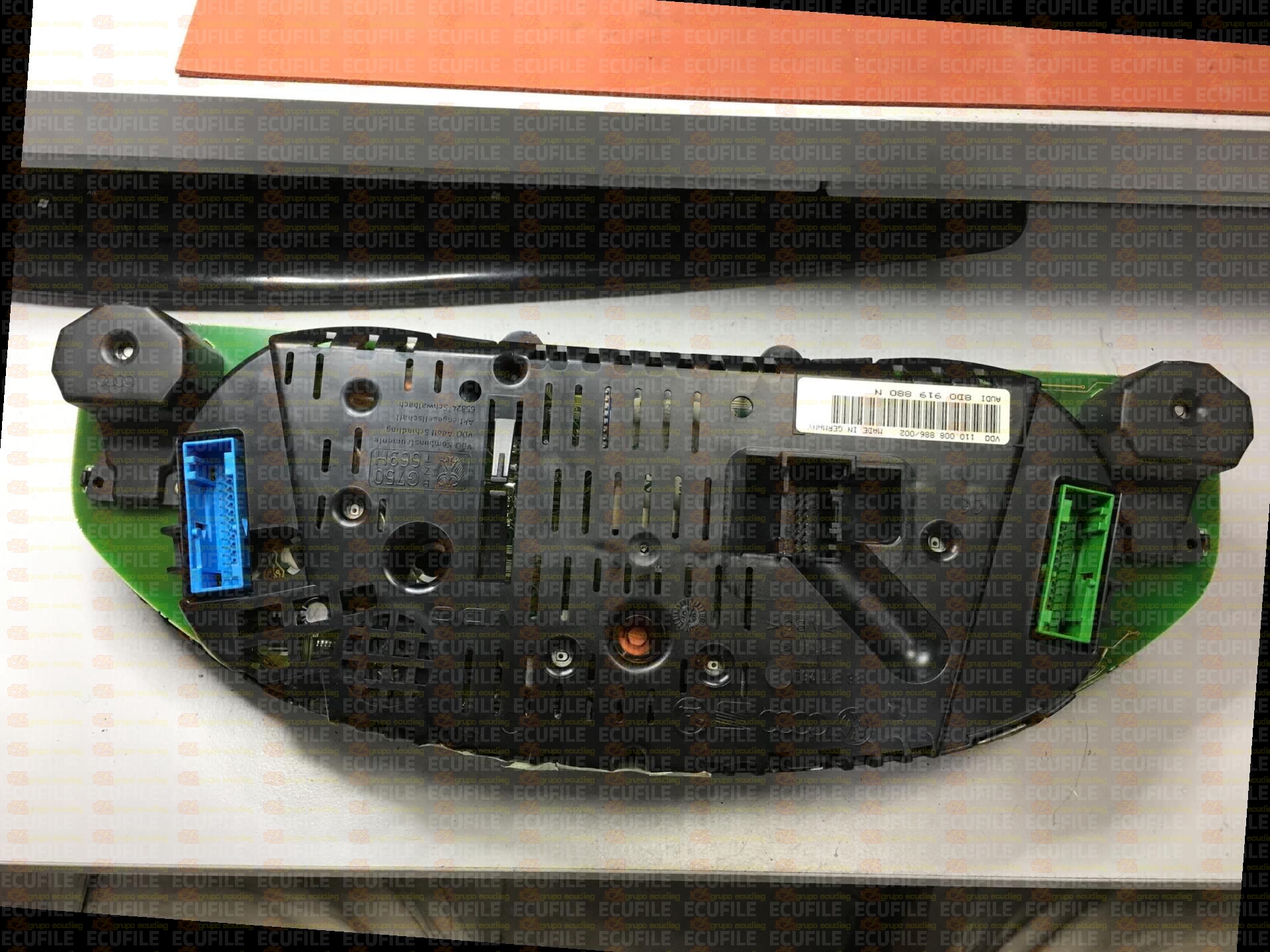 VDO 110.008.886-002 AUDI A4 8D0919880N