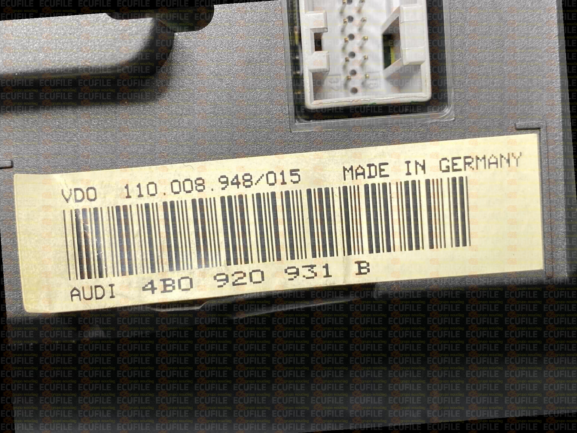 VDO 110.008.948-015 AUDI A6 4B0920931B