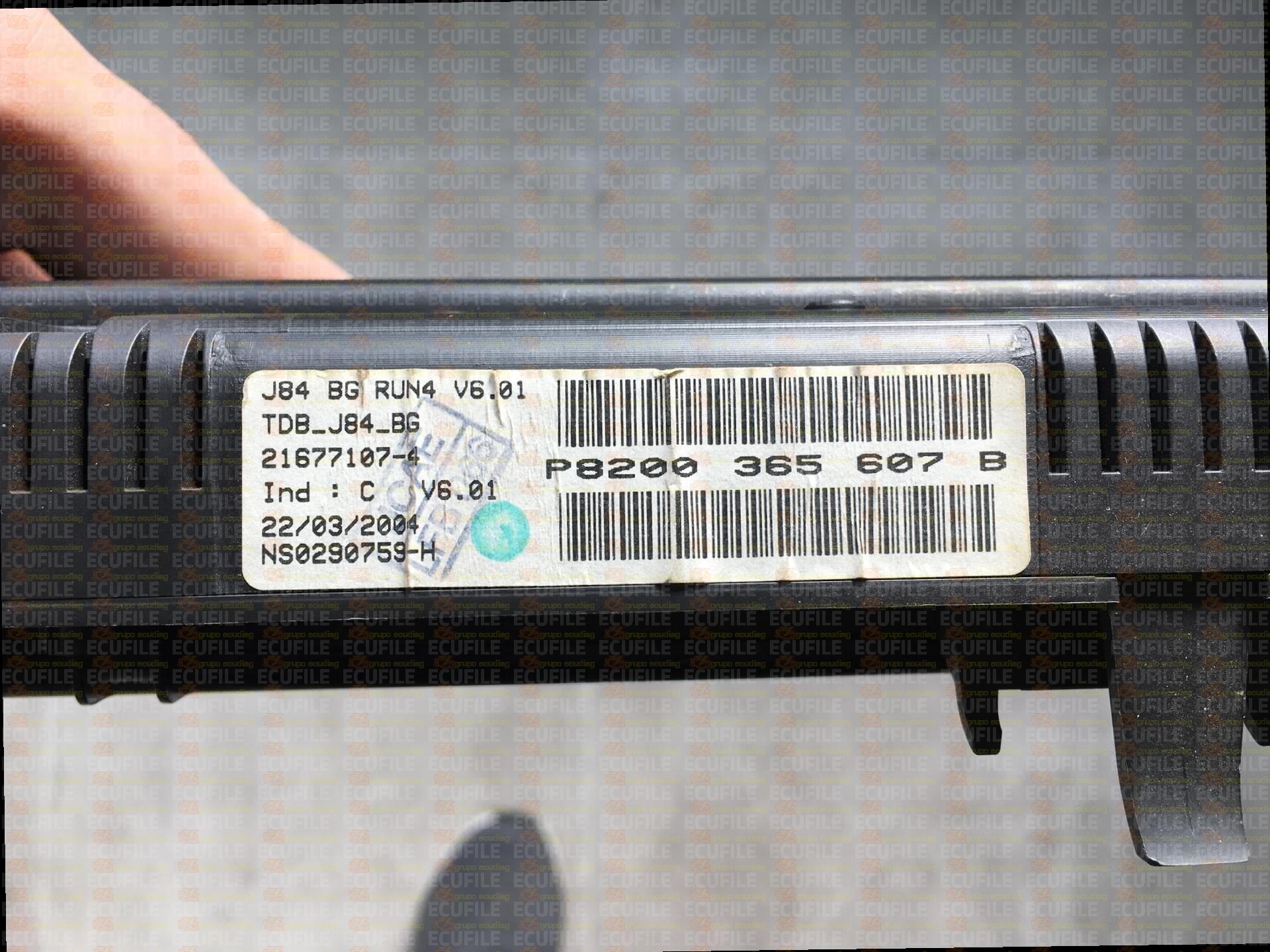 JOHNSON CONTROLS 21677107-4 RENAULT SCENIC II J84 P8200365607B