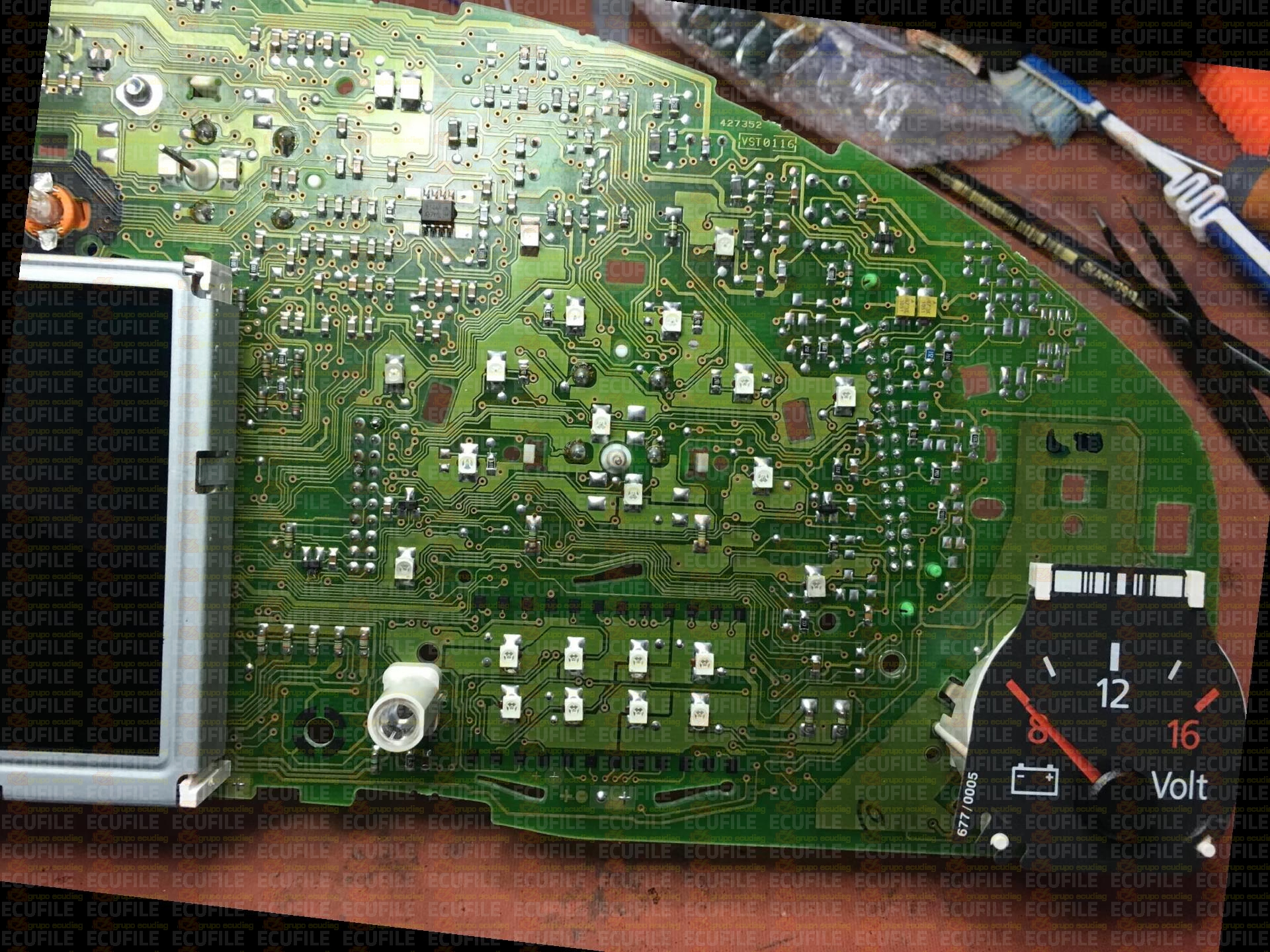 VDO 110.208.890-016 AUDI A6 4B0919881X