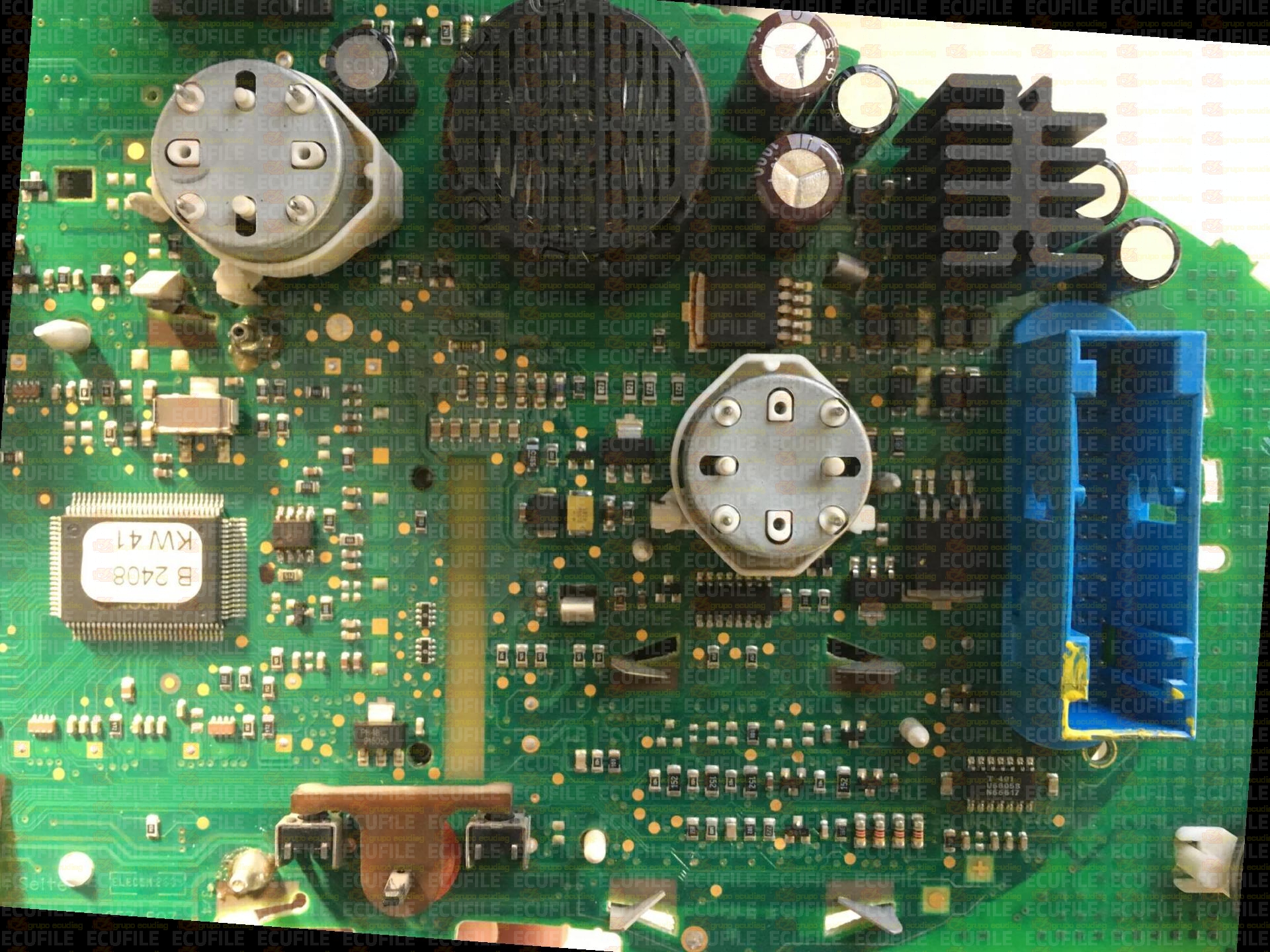 VDO 110.208.942-043 AUDI A4 8D0920932FX