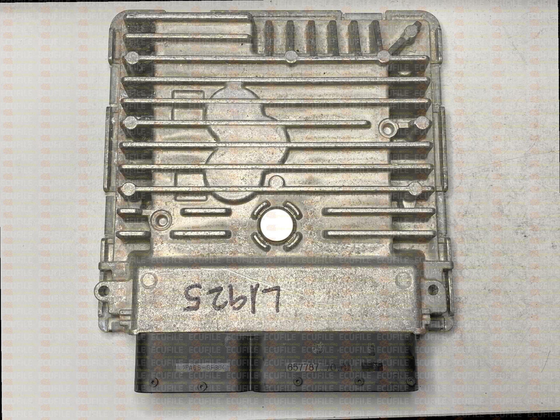 CONTINENTAL SIMOS PCR2.1 5WP42696AA VOLKSWAGEN GOLF VI 1.6 TDI 105HP 03L907425C 03L906023MQ SM2F0L9500000-8820