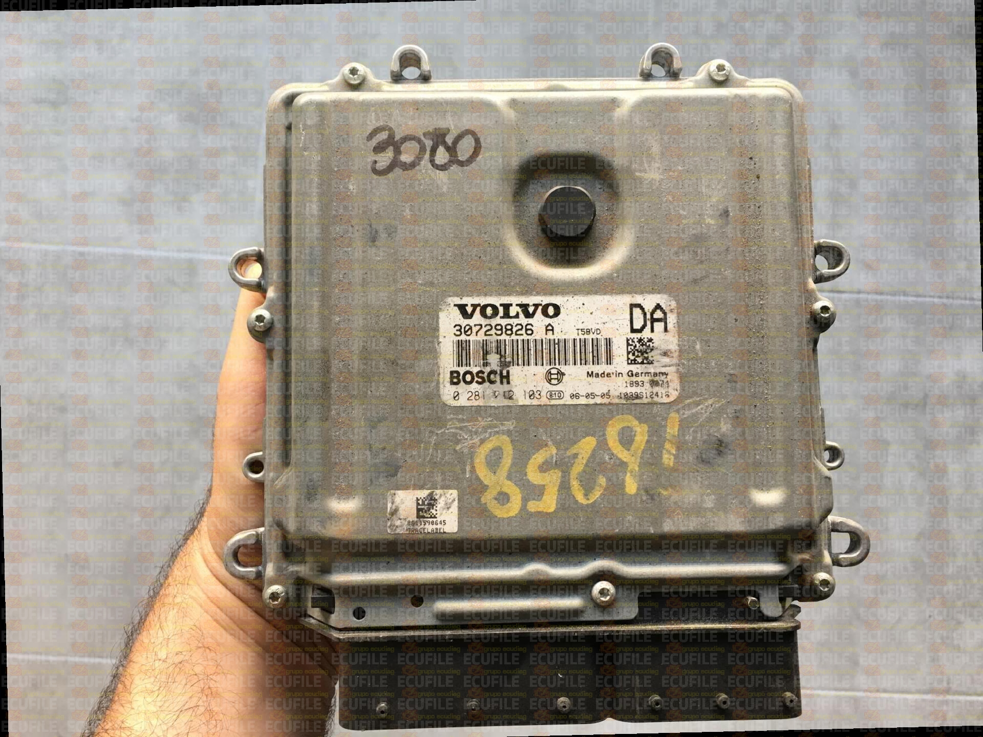 BOSCH EDC16C31-6.1 0281012103 VOLVO V70 I 2.4 D5 163HP 30729826A DA 1037395578