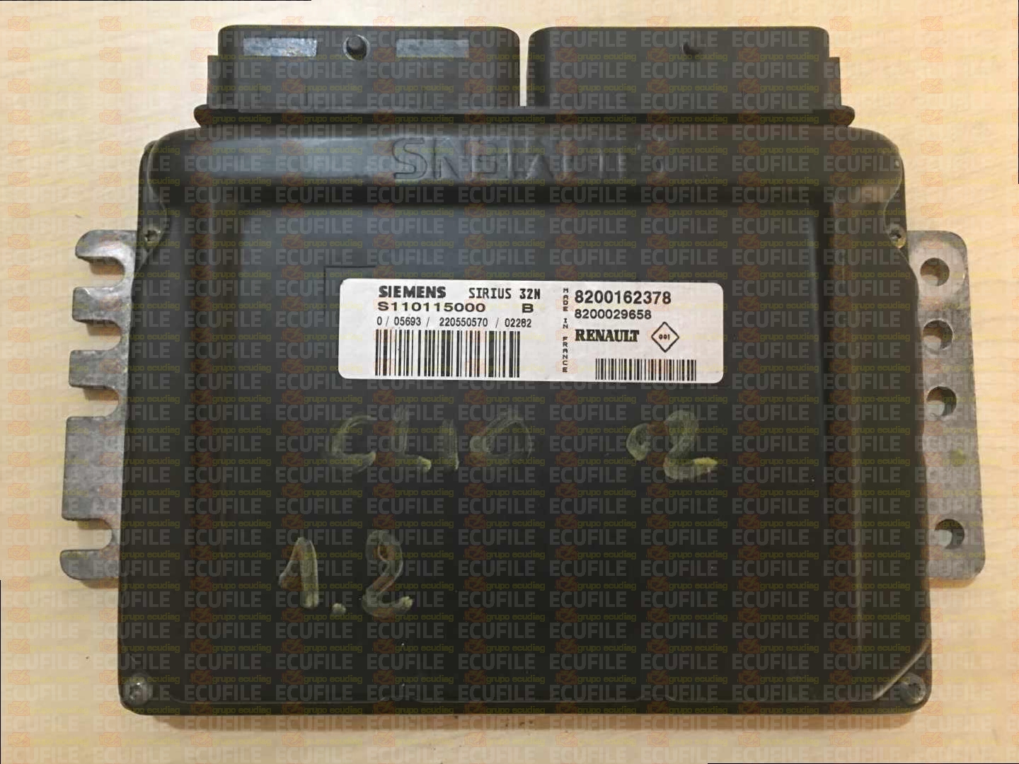 SIEMENS SIRIUS 32N S110115000B RENAULT CLIO II 1.2i 58HP 8200029658 820162378 B100 - 8200262934