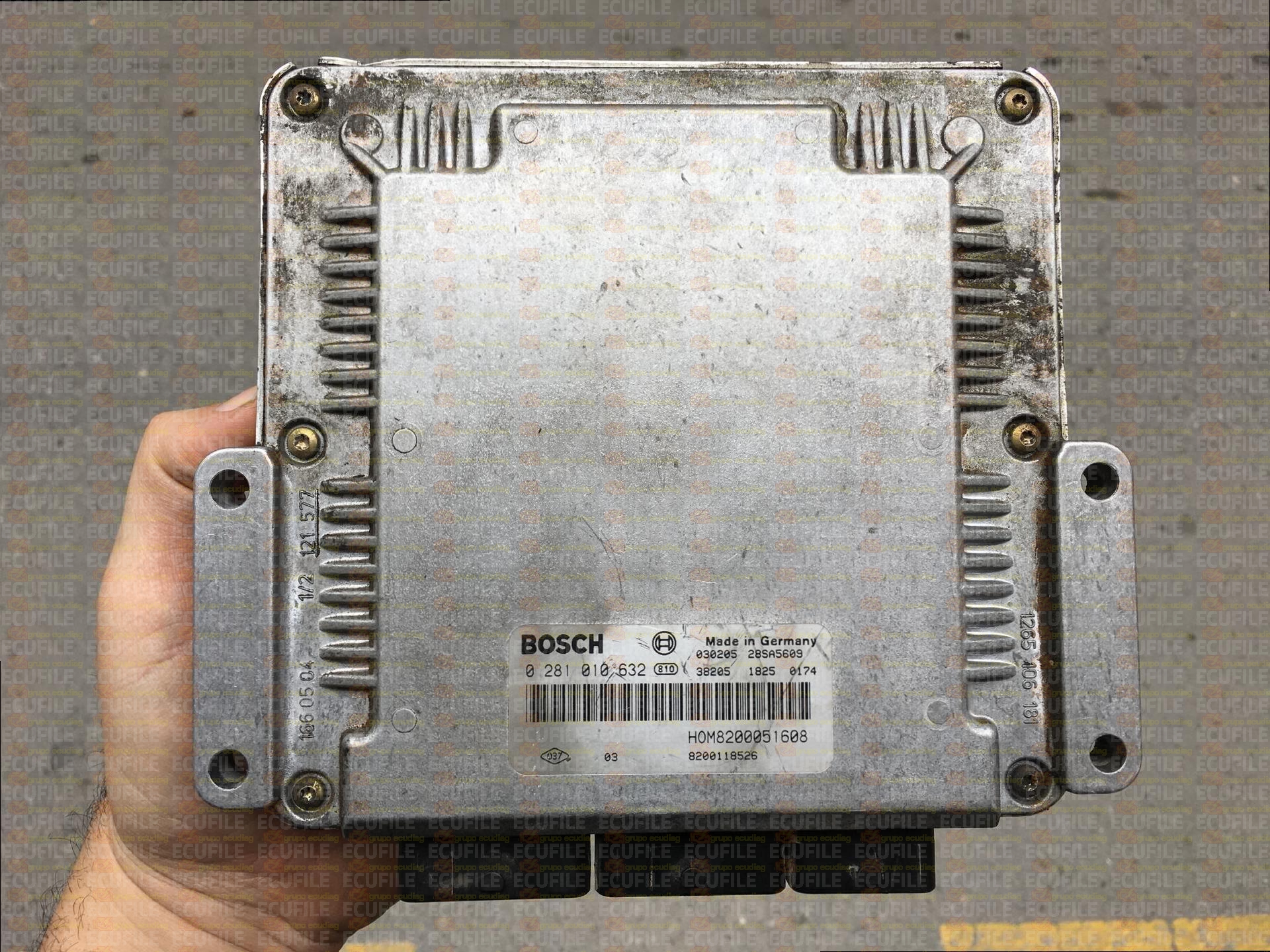 BOSCH EDC15C3-4.1 0281010632 RENAULT TRAFIC II 1.9 DCI 101HP HOM8200051608 8200118526 1037363189-8301
