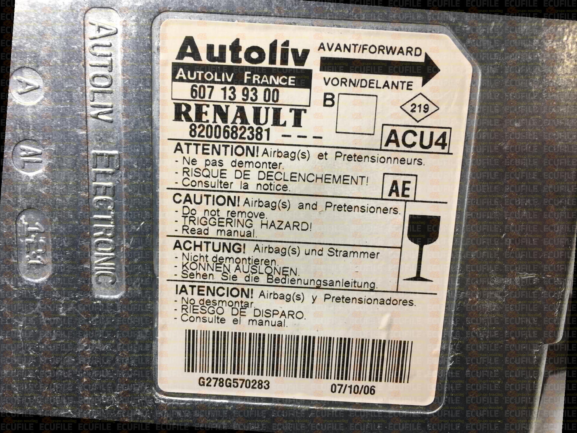 AUTOLIV ACU4 607139300 RENAULT MEGANE II 8200682381 AE