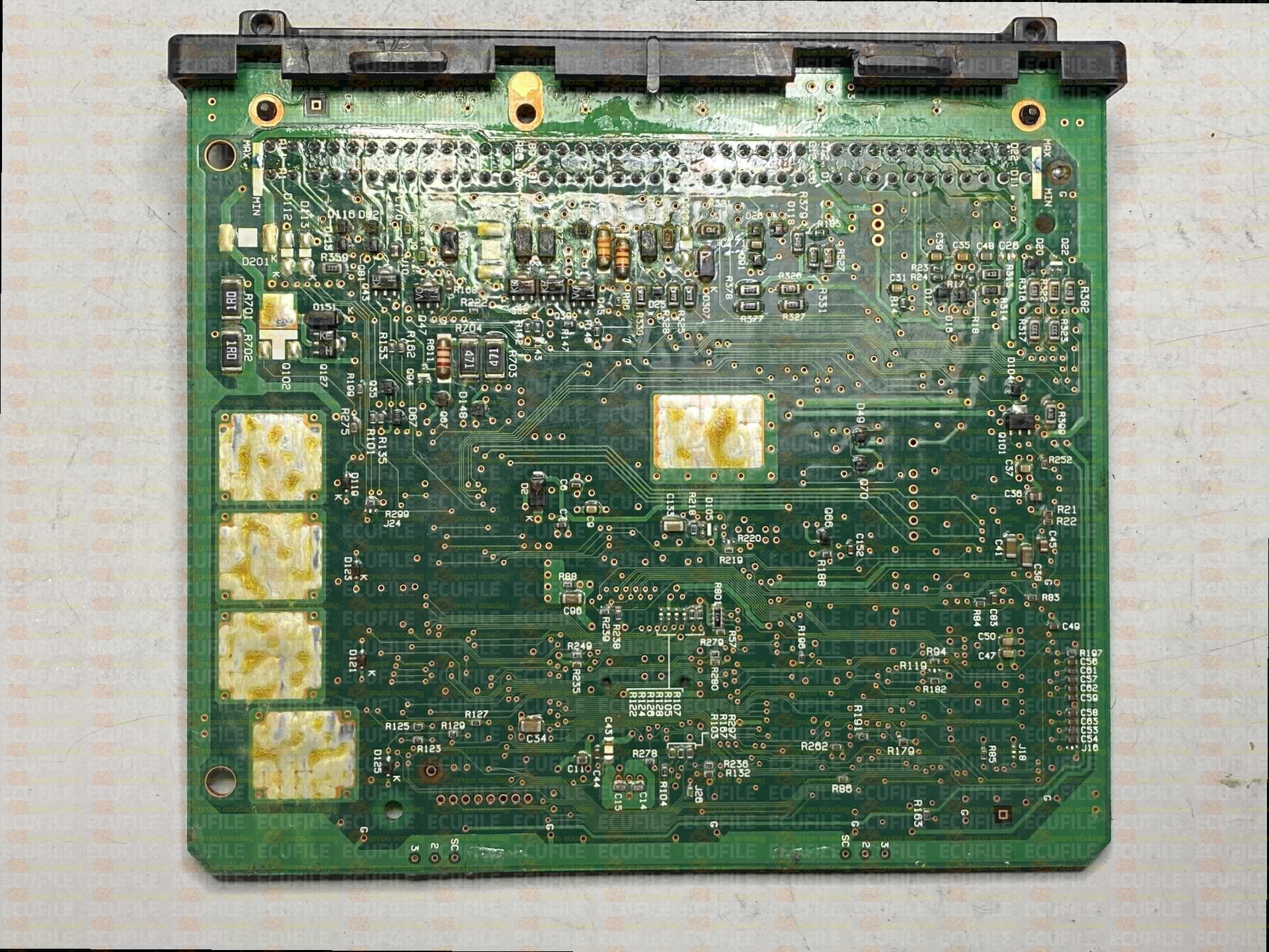 MITSUBISHI E2T71272 SPACE STAR I 1.3i 85HP MD354341 EM2059