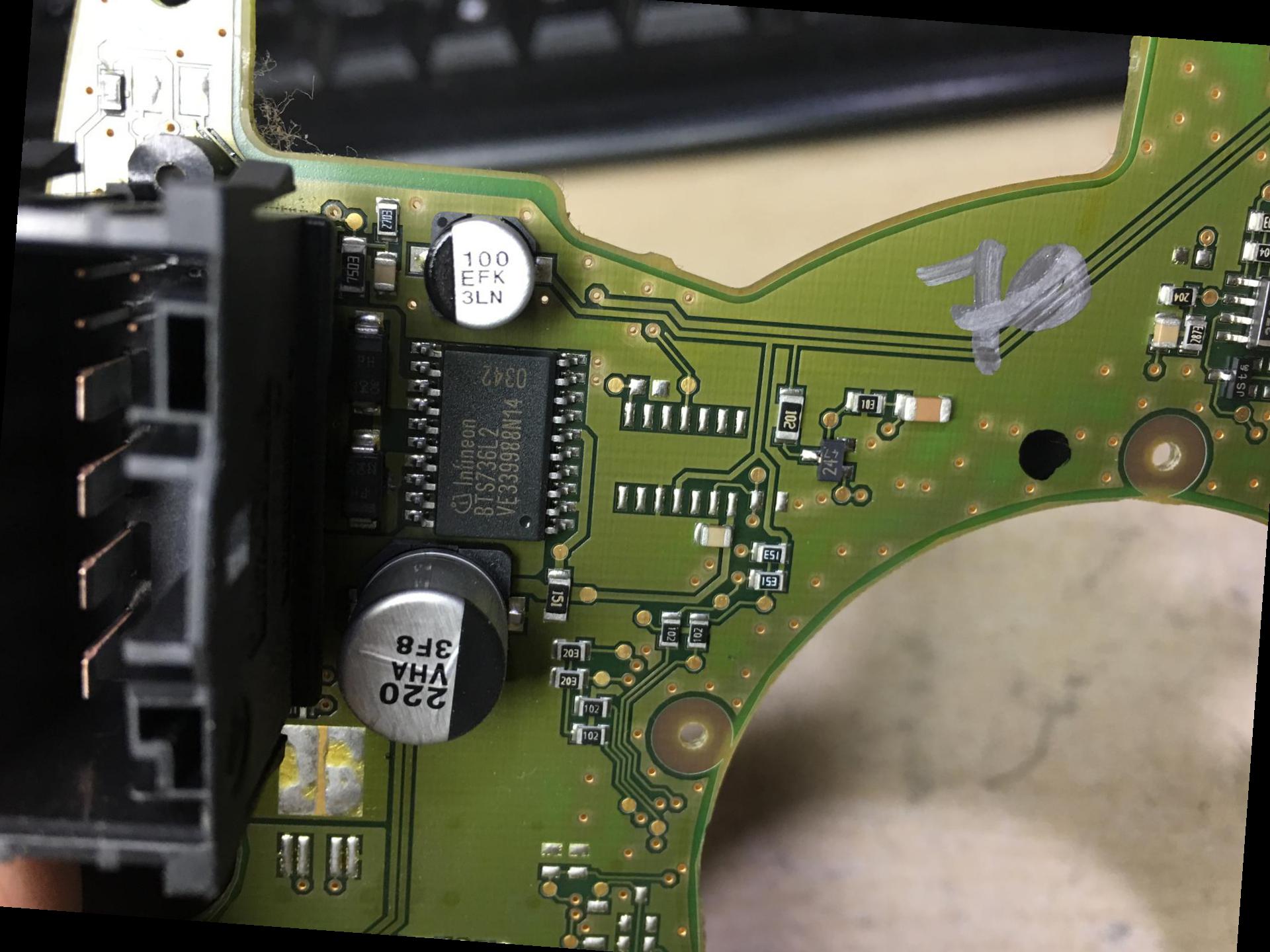 LK 00216170 BMW E60 6945109